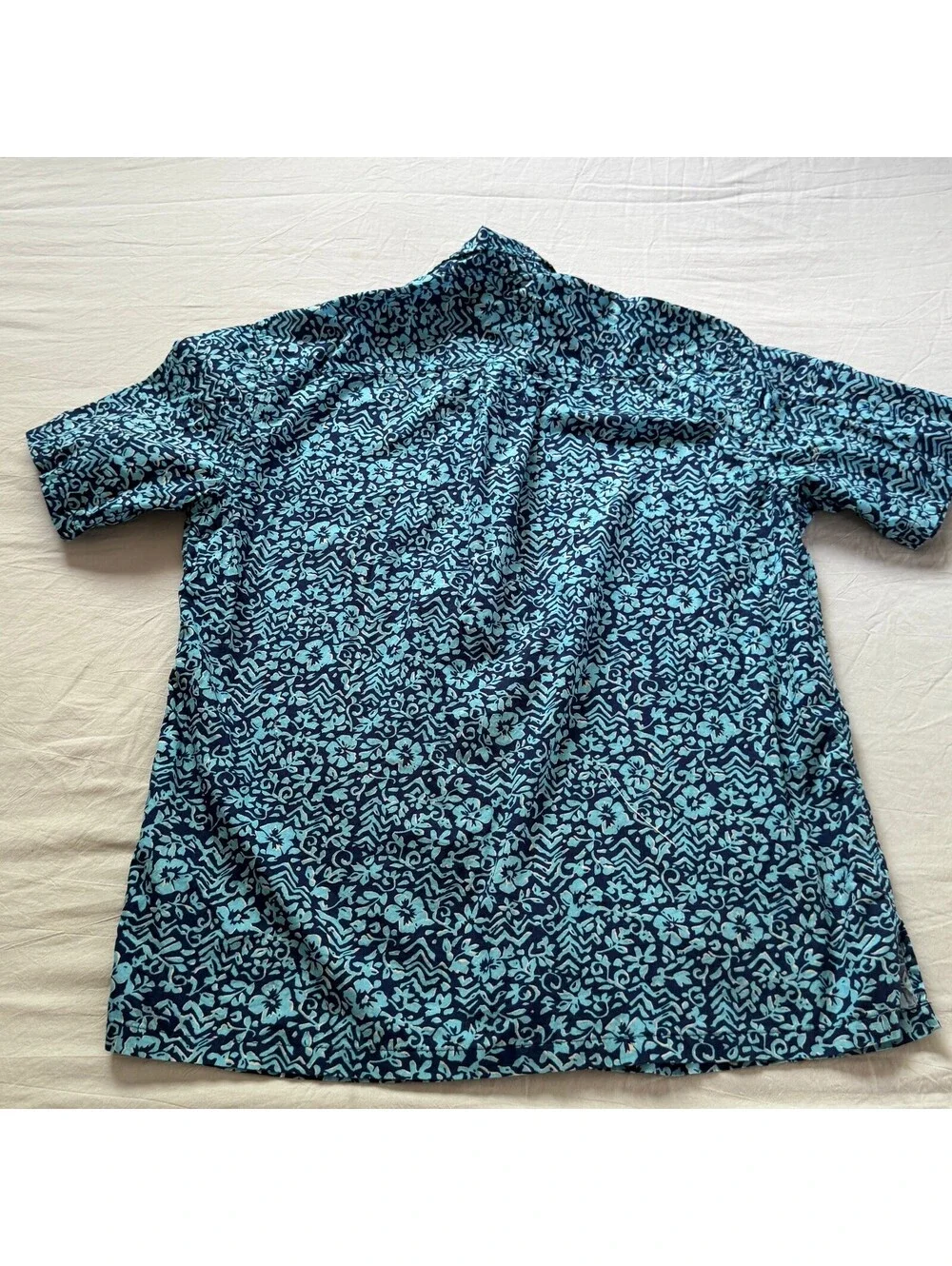 COOKE STREET Honolulu Hawaiian Shirt Men L Blue Hibiscus Floral Tribal Cotton